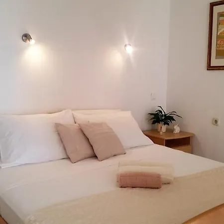 Iva Guest house 3*