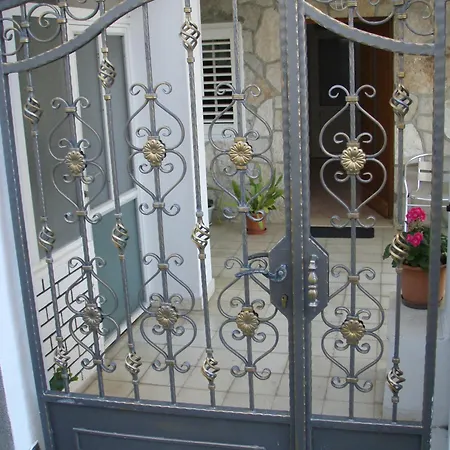 Guest house Iva 3*