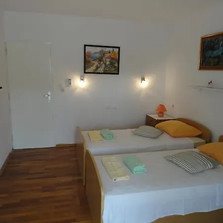 Guest house Iva Hvar Town