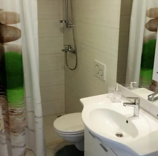 Iva Konukevi Hvar Town