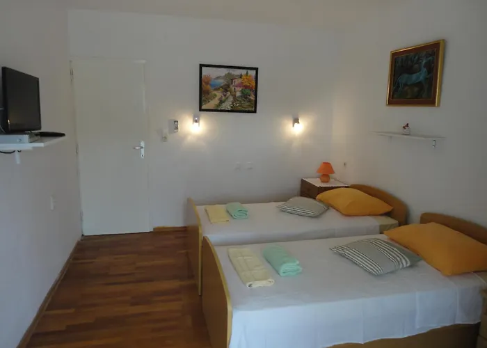 Konukevi Iva Hvar Town