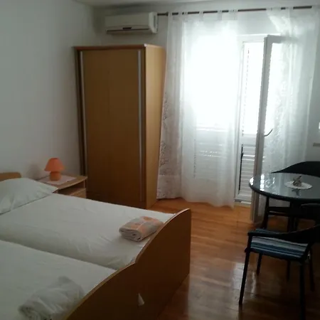 Iva 3* Хвар